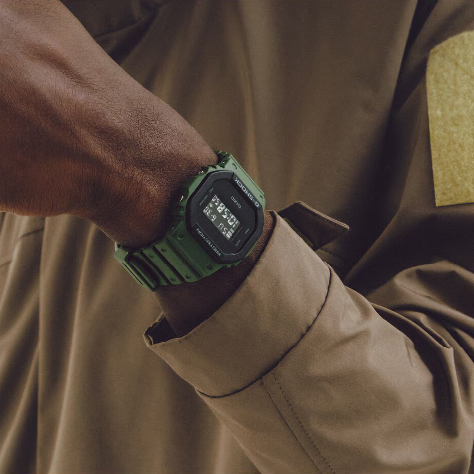 Reloj G-SHOCK DW-5610UU-3DR Resina Hombre verde