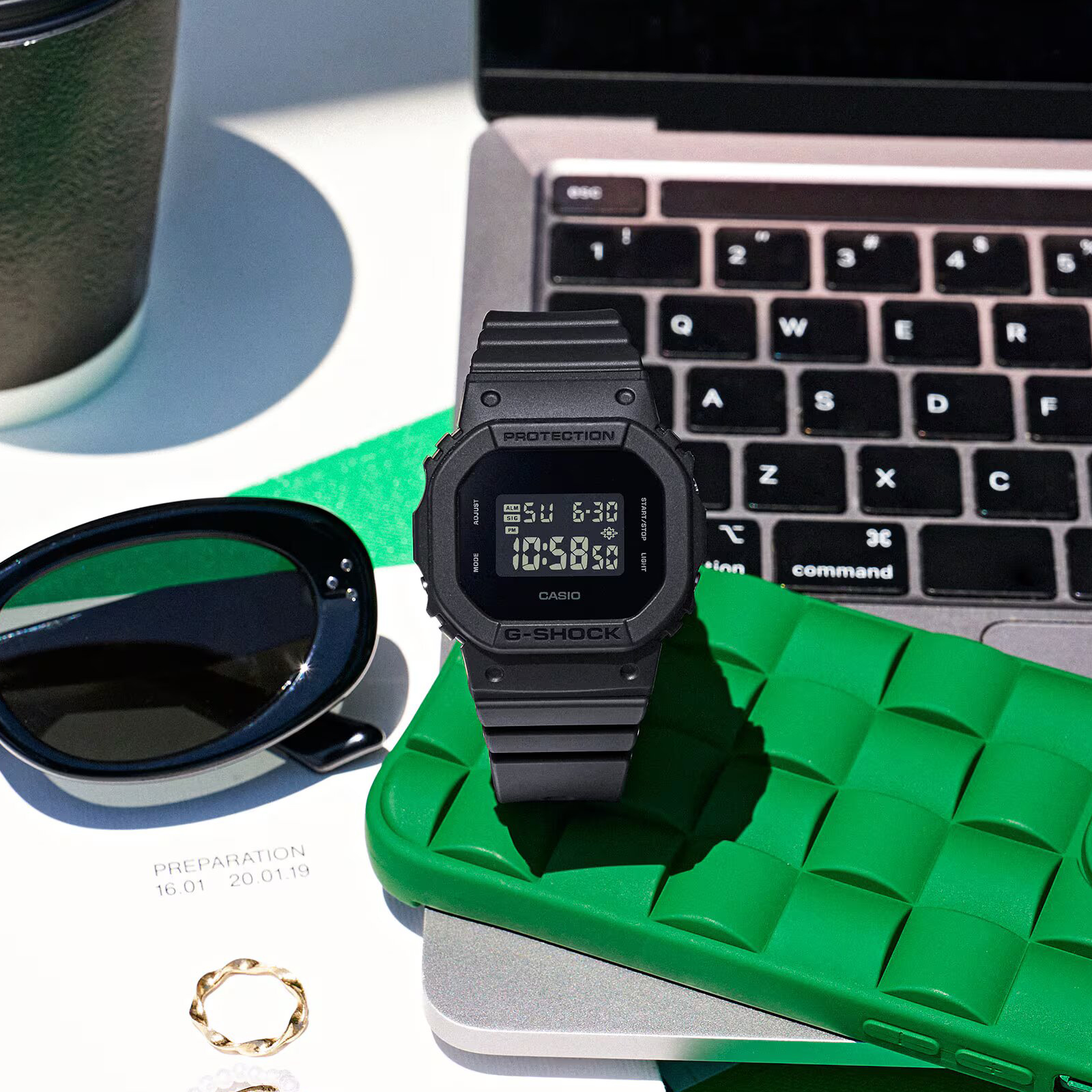 Reloj G-SHOCK GMD-S5610BB-1DR Resina Mujer Negro